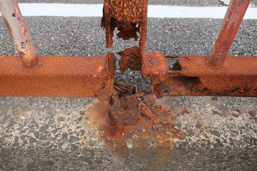 白チョコレート色って