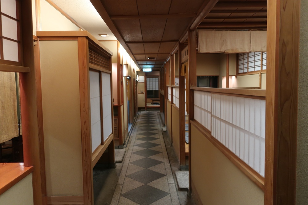 東洋的な建物のこと