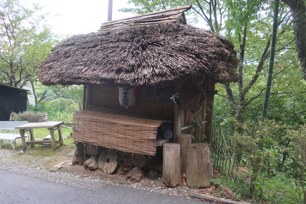 東洋的な建物のこと